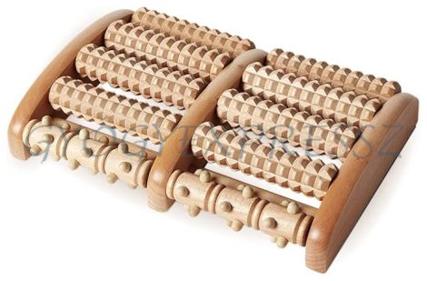 Fa talpmasszírozó akupresszúrás görgőkkel 10 soros (MG 2675)