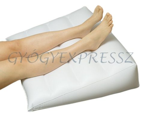 Felfújható lábtámasztó párna 70 x 62 x 20/10 cm (MG 10251)